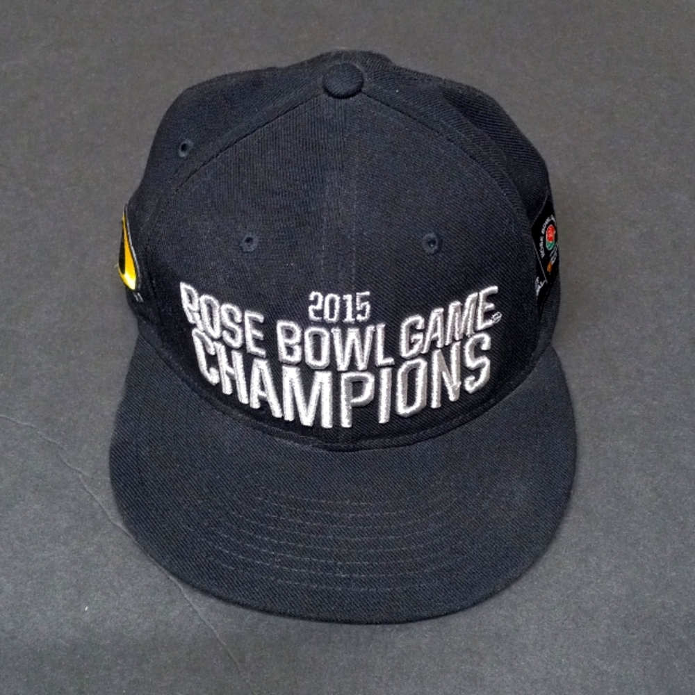 Snapback hat